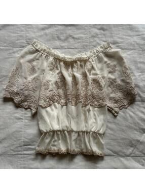 Axes Femme Cream Embroidered Lace Off Shoulder Blouse Medium Japan
